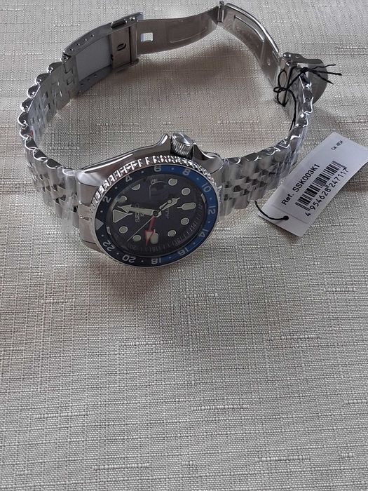 Часовник Seiko 5 Sports SSK003K1 "Blueberry "
