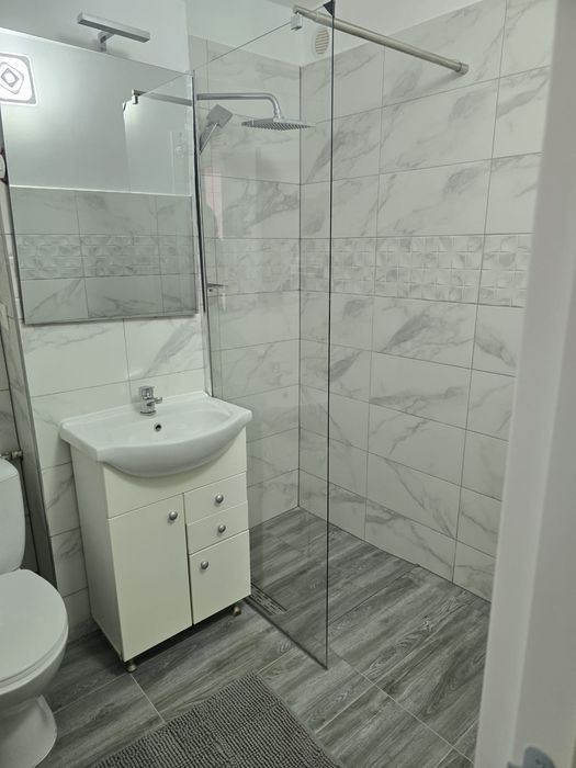 Garsoniera de inchiriat