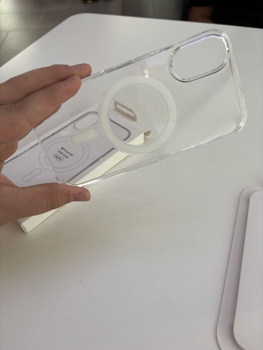 Чехол Iphone 16 magsafe