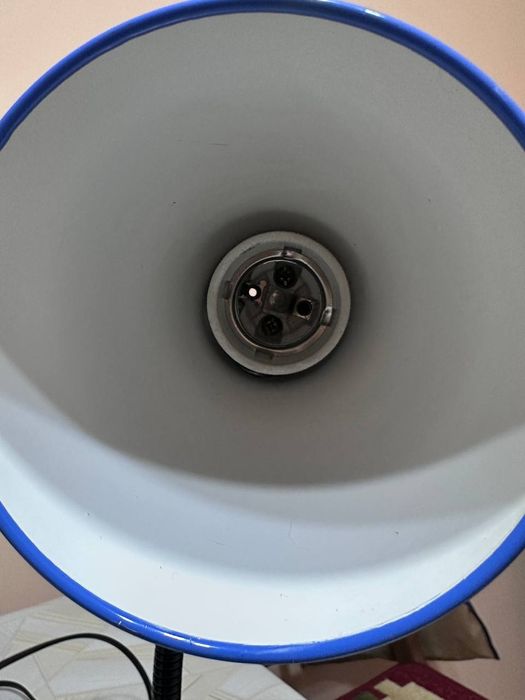 Лампа настольная лампа