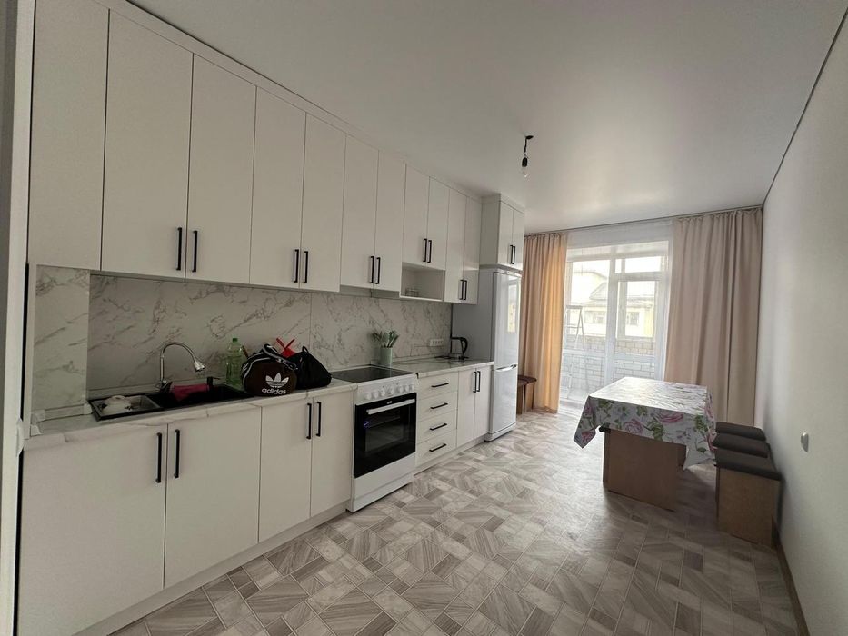 Сдаю 3-комнатную квартиру в аренду на долгий срок