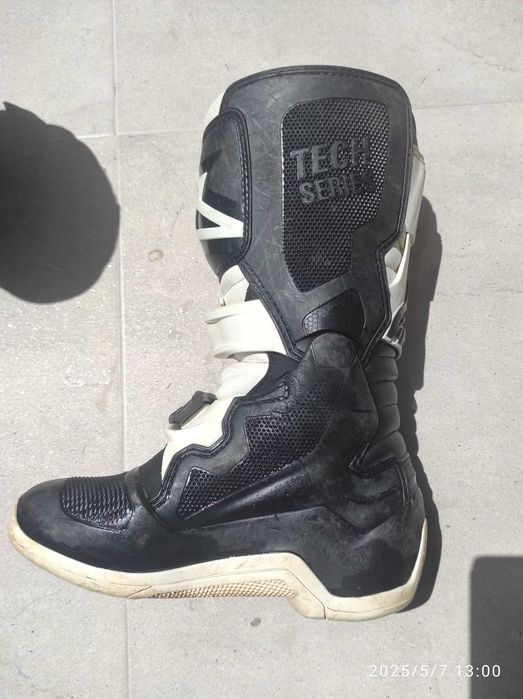 Ботуши Alpinestars Tech7S размер 35,5EU