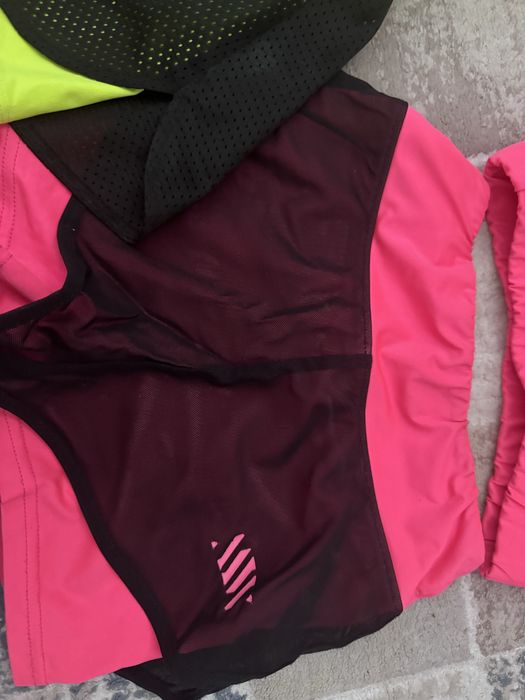 Продам 2 комплекта для тренеровок