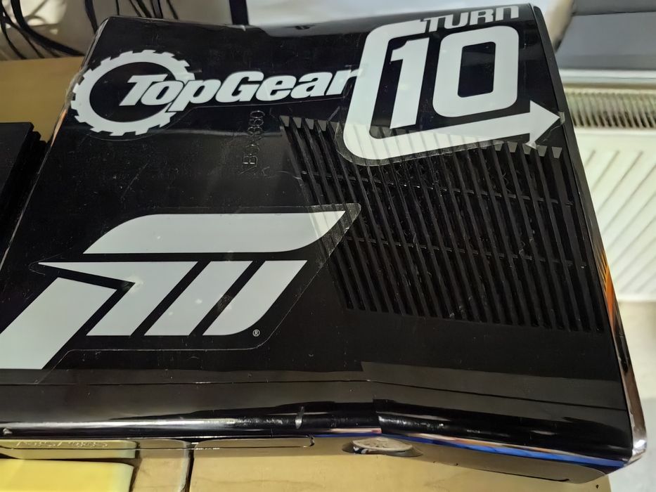 Xbox 360 slim modat cu cip jtag hdd60