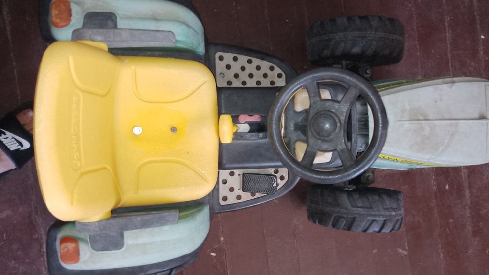 Детски трактор 12в