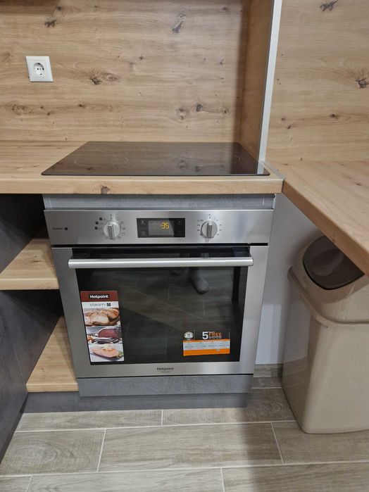 Продава се Двустаен апартамент в Пловдив, Център - 85 кв.м за 2942 €/кв.м - Снимка #4