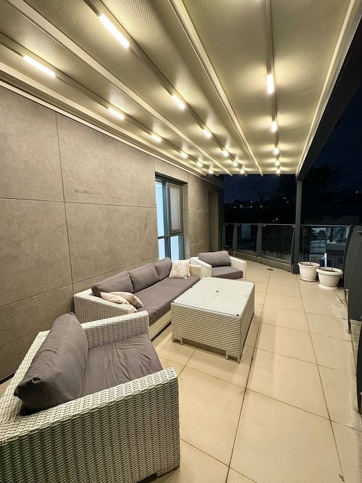 Продаётся 3х комнатная каартира в ЖК Акай Сити с летней террасой 20кв.