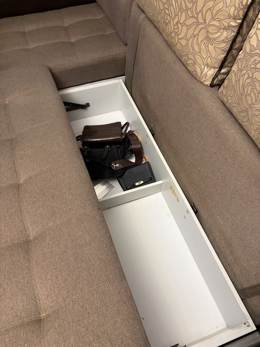 продам угловой диван