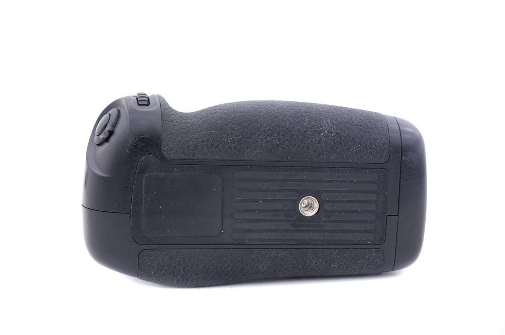 Grip Neewer DR750 pentru Nikon D750