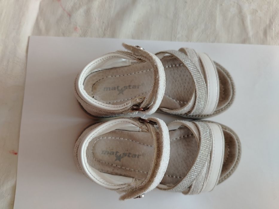 Детски сандали момиче