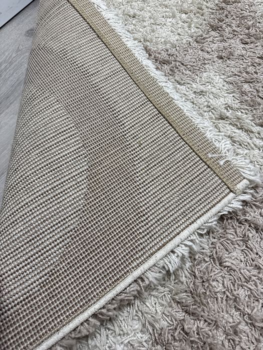 Продаю ковёр 160x200