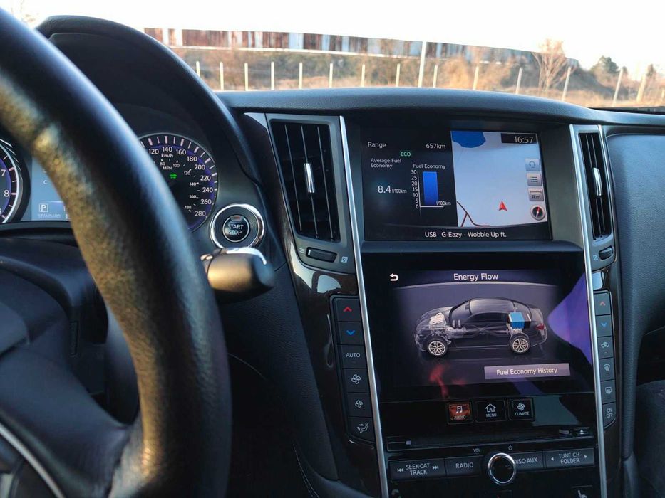 Infiniti Q50 S Hybrid