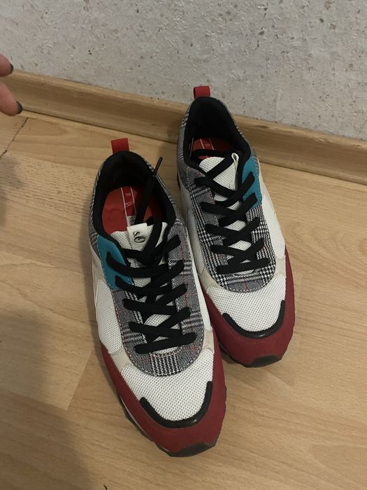 Дамски маратонки