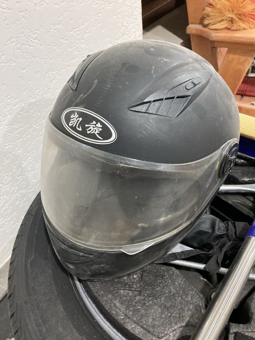 Багаж скутера и шлем