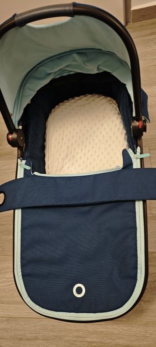 Vând Landou pentru cărucior Maxi Cosi