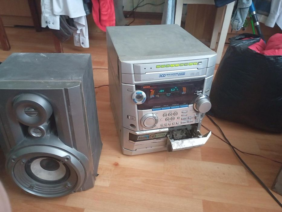 Продам музыкальный центр