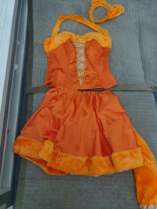 Костюм для маскарада "лисичка "