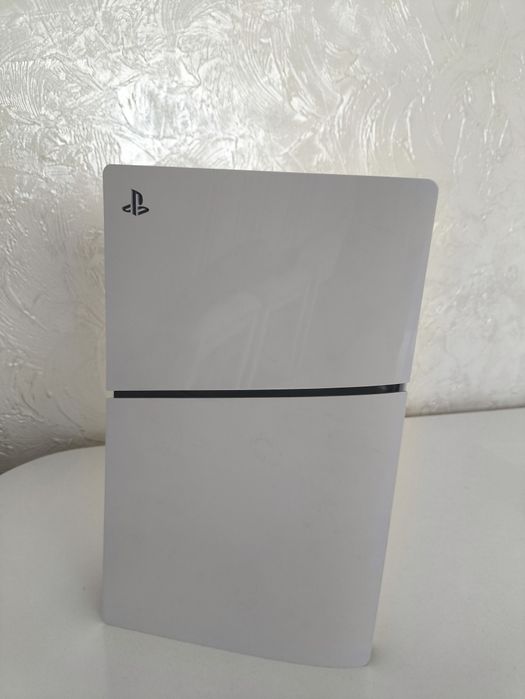 PlayStation 5 slim 1TB