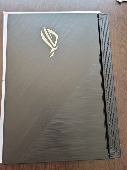 Dezmembrez Asus ROG Strix G731G (G731GT)17.3"/ Ecran, Carcas, Cooler