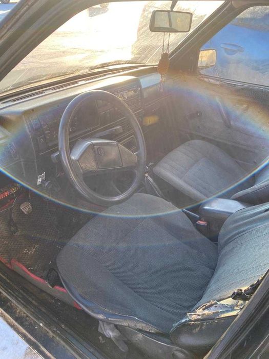 Продам голф 2 обем 1.8 карбератор