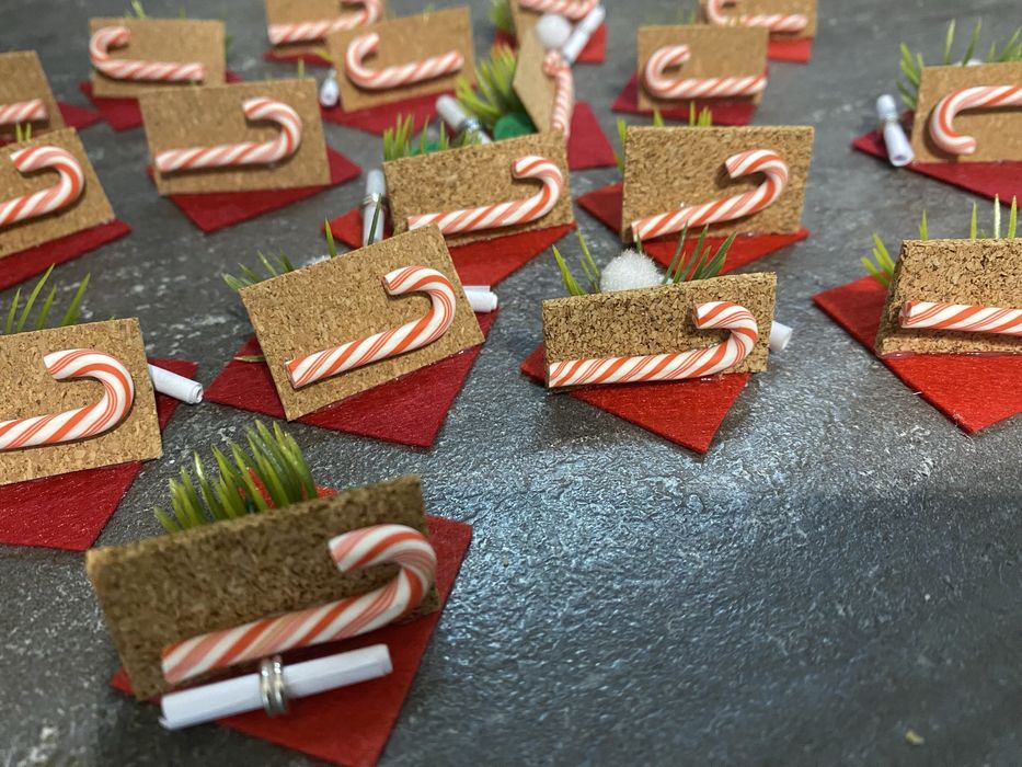 Коледни късмети и декорации