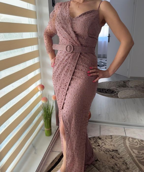 Rochie eleganta mărimea S-M