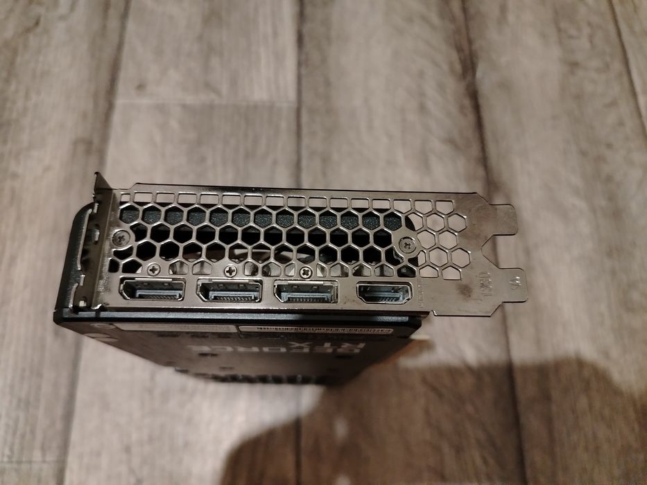 Видеокарта RTX 3050 8 Gb