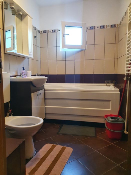 Închiriere apt. 2 camere Ciocârlia