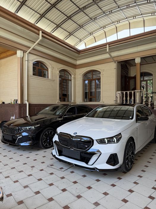 BMW i5edrive m40L