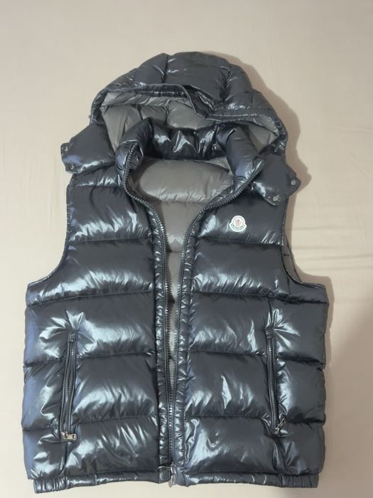 Vesta moncler Black