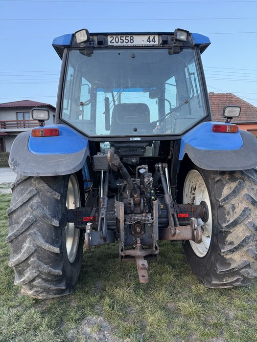 New Holland TS 110