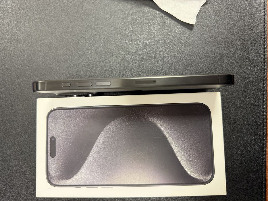 iPhone 15 pro max 256 gb black titanium