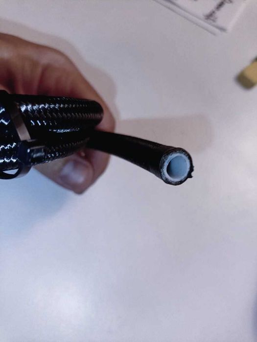 Furtune combustibil benzina / motorina din teflon