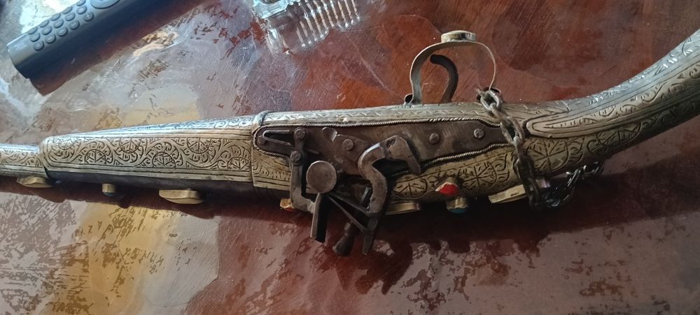 Стар кремъклия антикварен