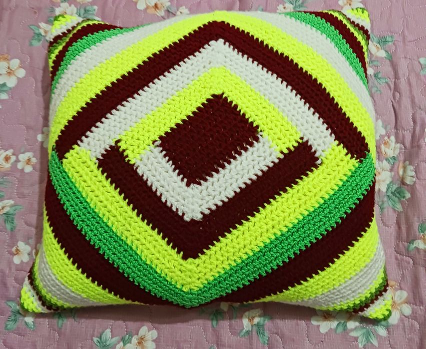 Fete de perna crosetate FANTEZI GABRIELA.