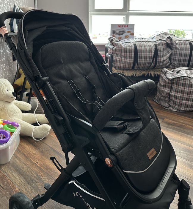 Коляска прогулочная Ining Baby