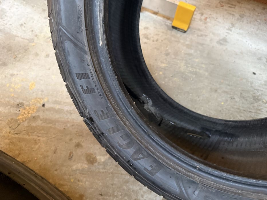 Cauciucuri 2 marimi de vara !!!