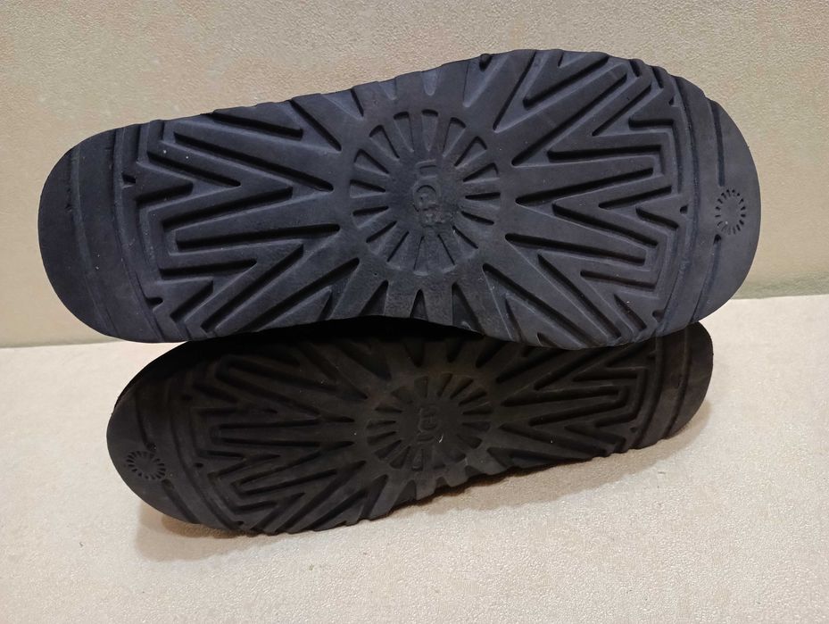 боти UGG лимитирана серия N 38 - 35 лв
