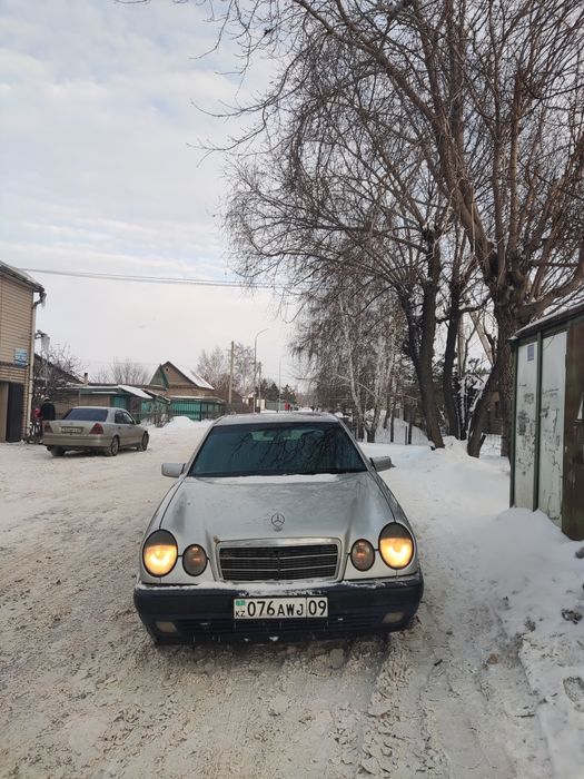 Обменяю сток бампер на е50/55