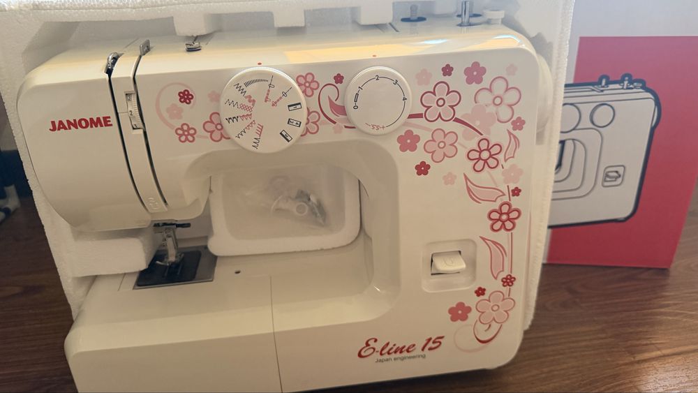 Швейная машина Janome E-Line 15 — практически новая!