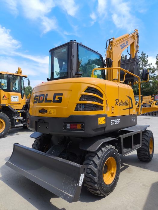 Услуги мини экскаватора CDLG E765F