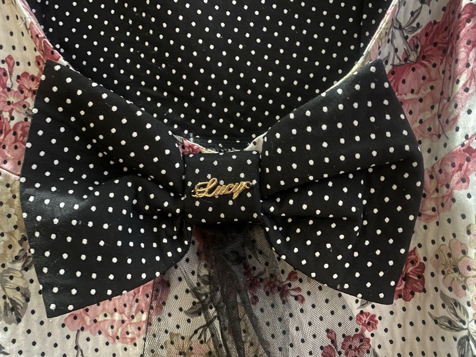 Свежа рокля с гол гръб Луси