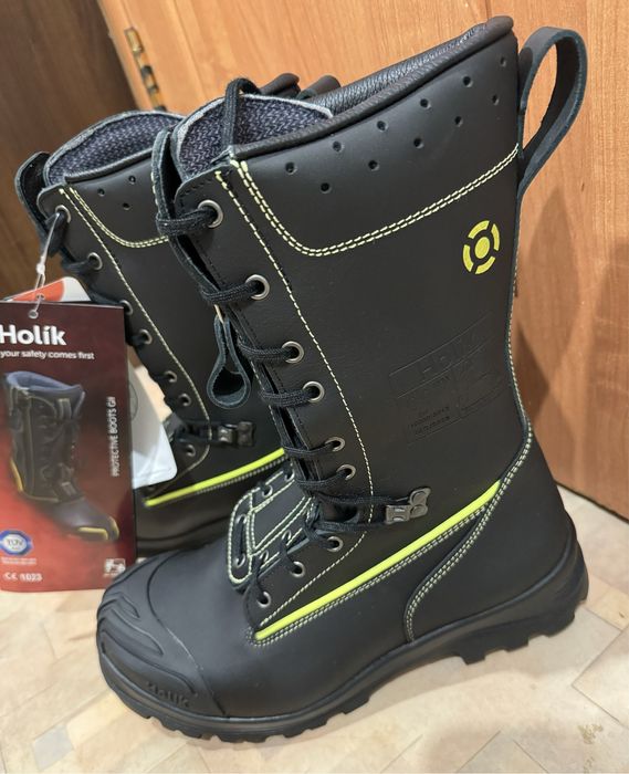 Продам сапоги Holik lukov g2