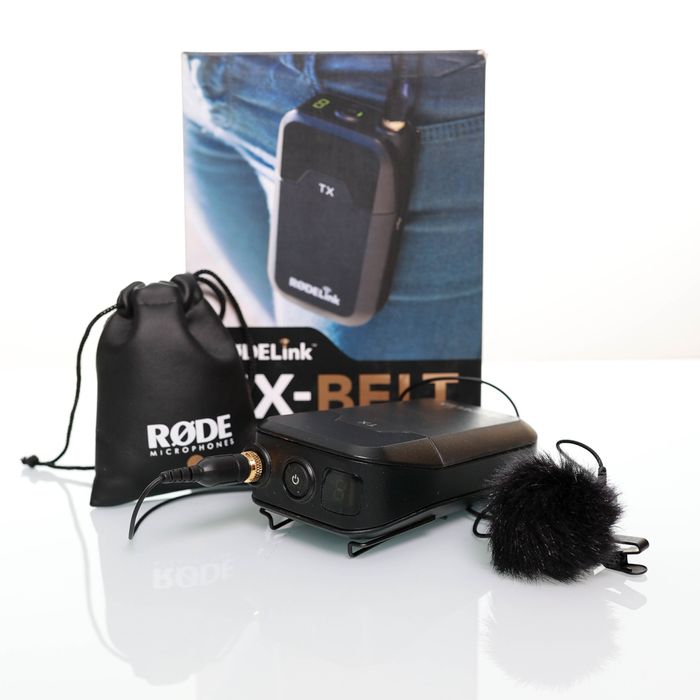 Безжична система за камера с микрофон тип "брошка"