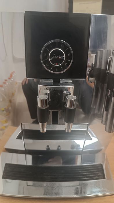 Vând espresso cafea JURRA J9