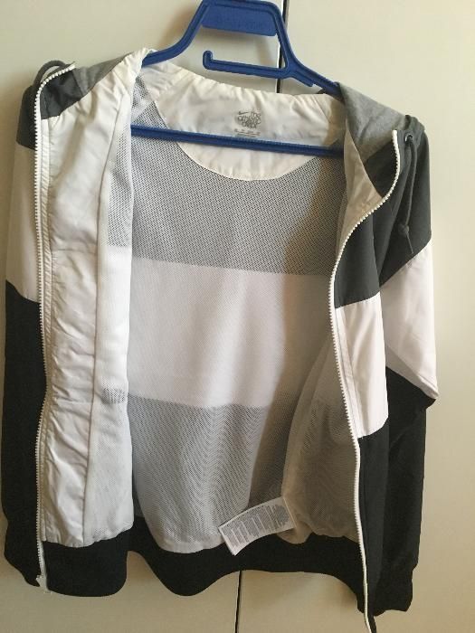 Пролетно-лятно яке Nike