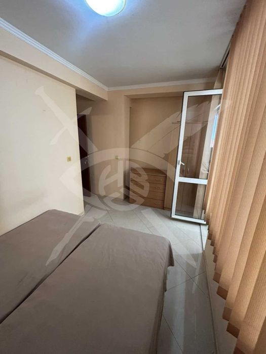 Дава се под наем Едностаен апартамент в Варна, Левски - 35 кв.м за 350 € - Снимка #4