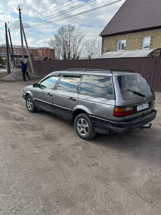 Продам пассат б3 1.8 моно