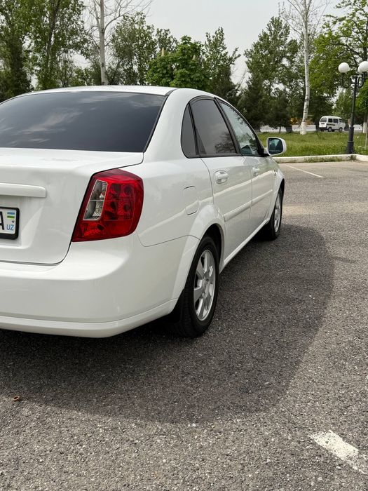 Gentra 2023 bez lyuk