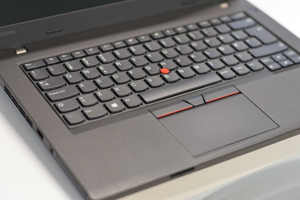 Lenovo ThinkPad L470 - Intel Core i5-6200U / 8GB RAM / 256GB SSD